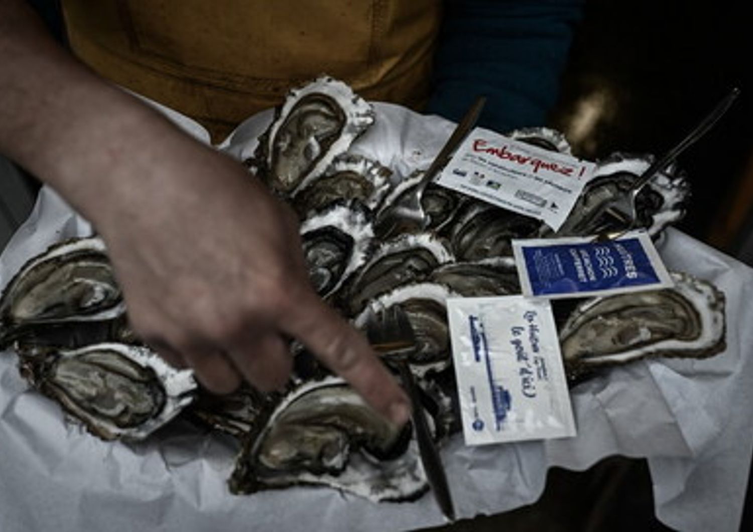 francia bloccata vendita ostriche arcachon intossicazione&nbsp;