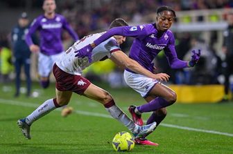 calcio fiorentina batte torino zona champions league