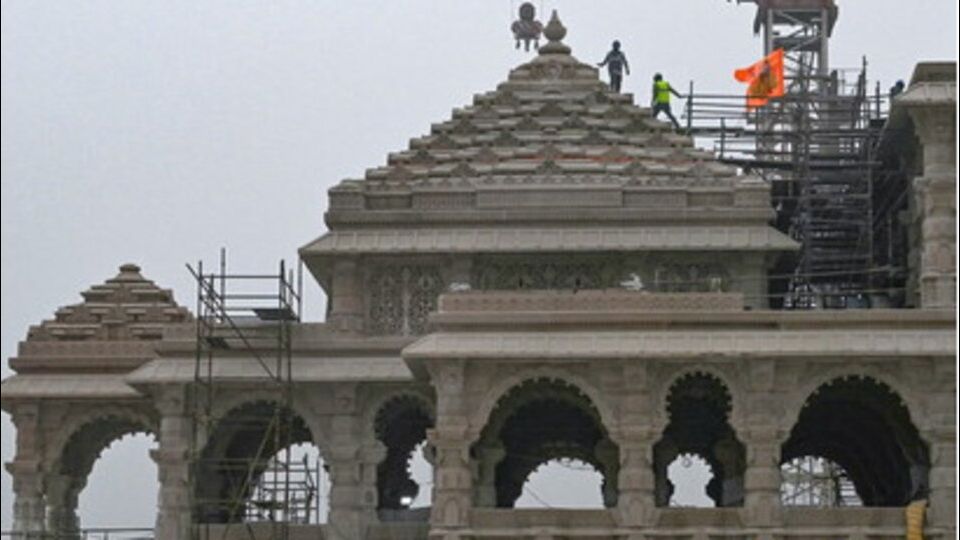 Costruzione tempio Ind&ugrave;