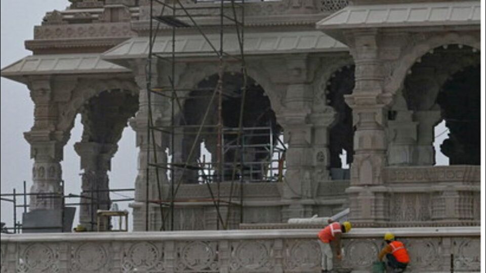 Costruzione tempio Ind&ugrave;