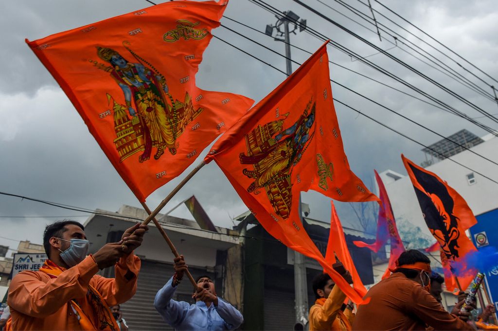 Supporter del Bharatiya Janata Party, in festa per la prossima inaugurazione del tempio