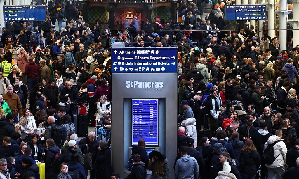 Eurostar cancellati, stazioni in tilt