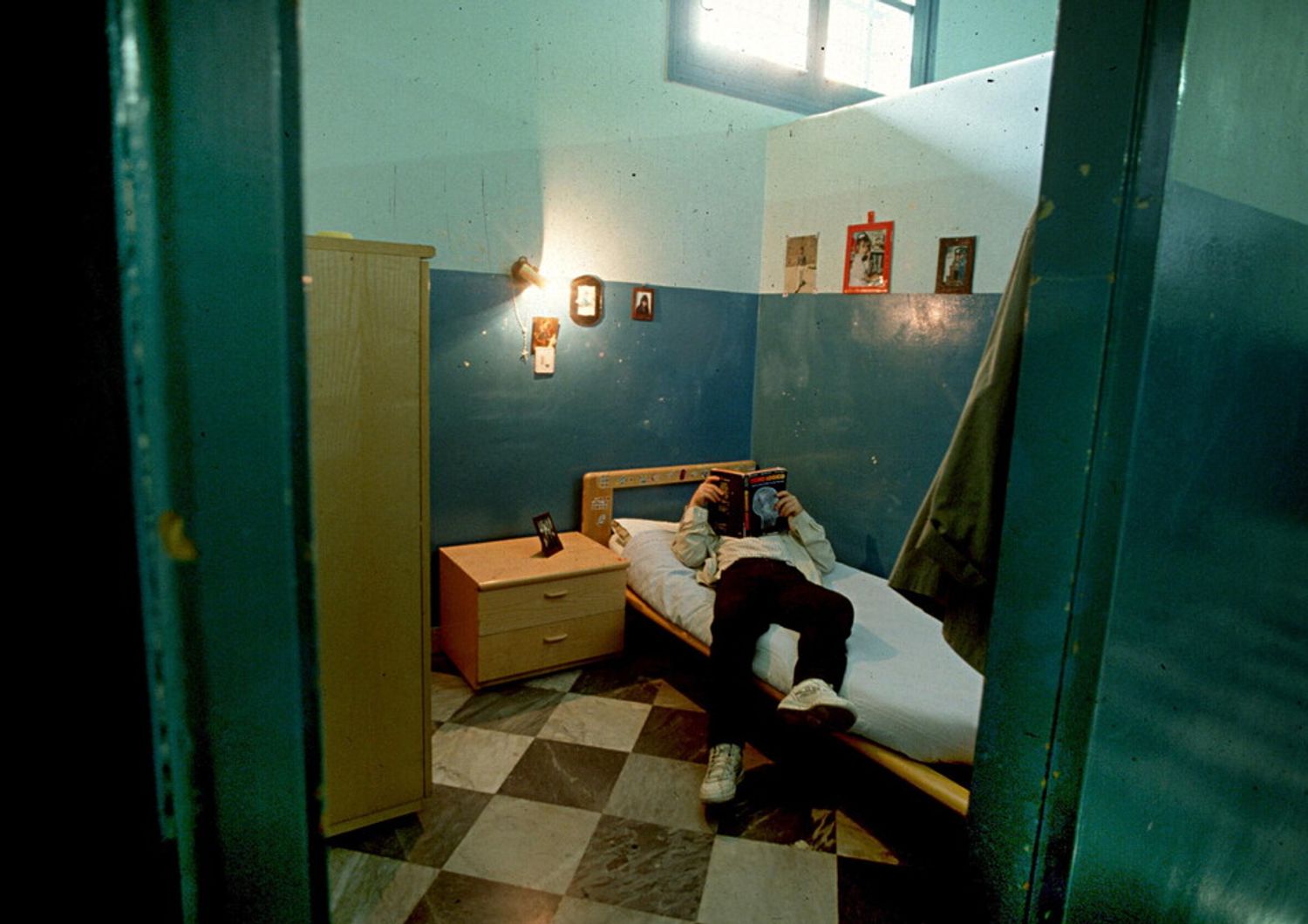 Un detenuto del carcere minorile di Palermo