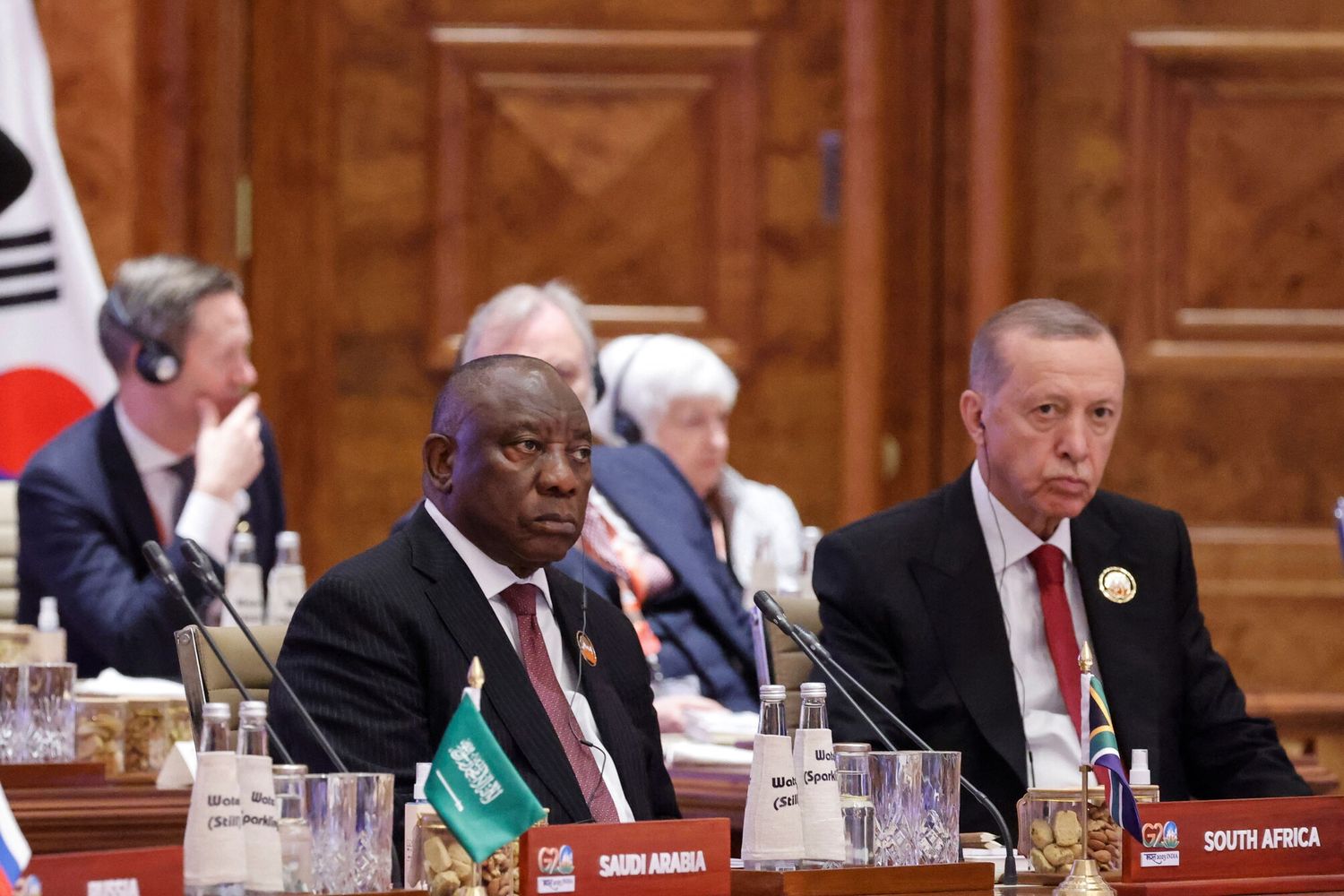I presidenti di Sudafrica e Turchia, Ramaphosa ed Erdogan