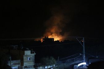 Bombardamento notturno su Gaza