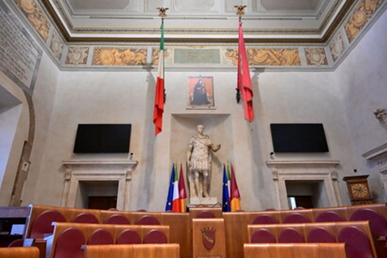 Aula Giulio Cesare Roma Capitale