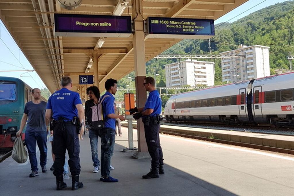Controlli alla frontiera di Chiasso