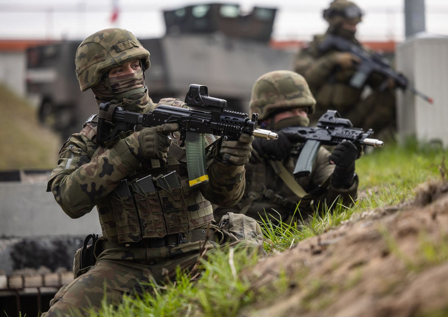 Militari polacchi impegnati in un'esercitazione Nato nell'aprile 2023