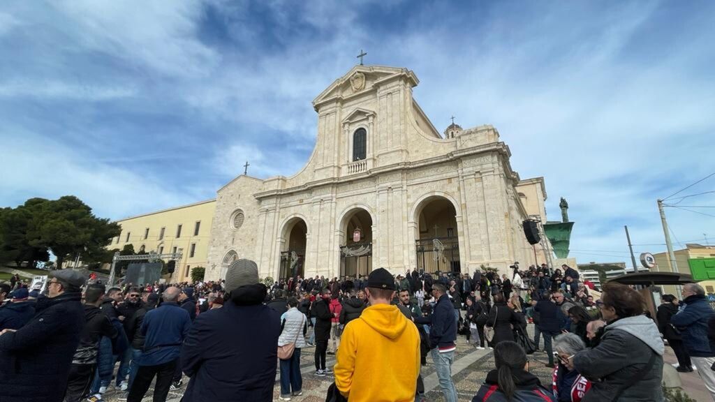 Funerali di Gigi Riva