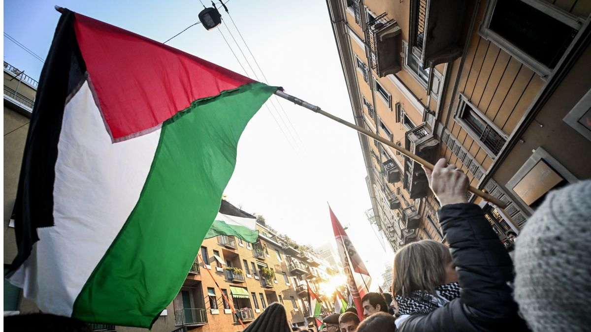 Corteo pro palestina a Milano