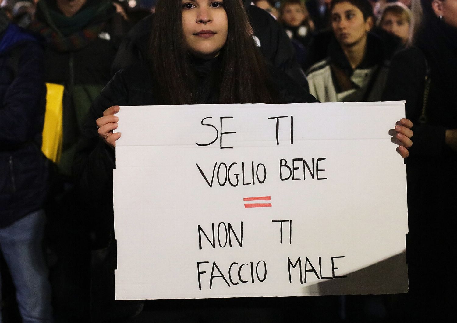 &nbsp;corteo contro la violenza sulle donne