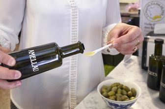 Olio extravergine d'oliva