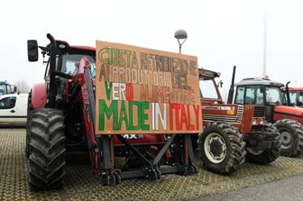 protesta trattori