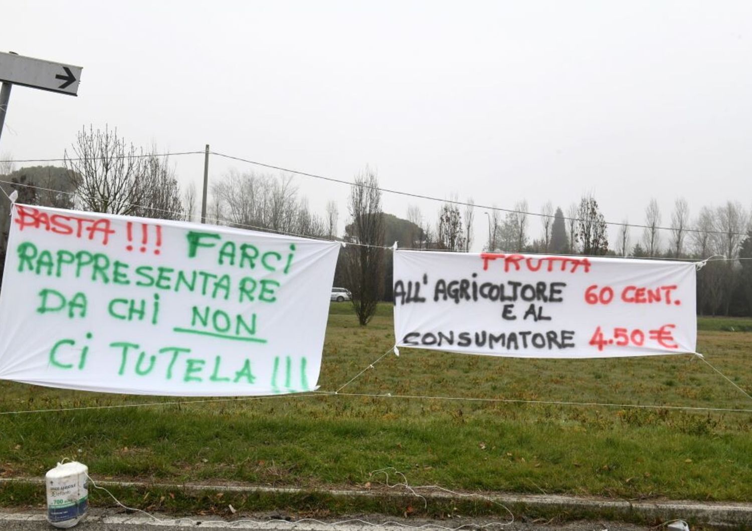 Protesta degli agricoltori contro le politiche agricole dell' Europa, il 29 gennaio a Ravenna
