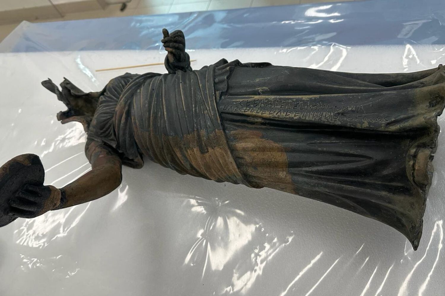 I bronzi di San Casciano dei Bagni in arrivo a Napoli