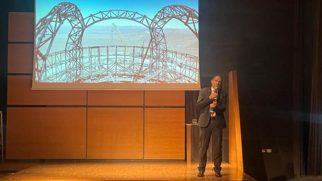 Roberto Tamai durante la conferenza