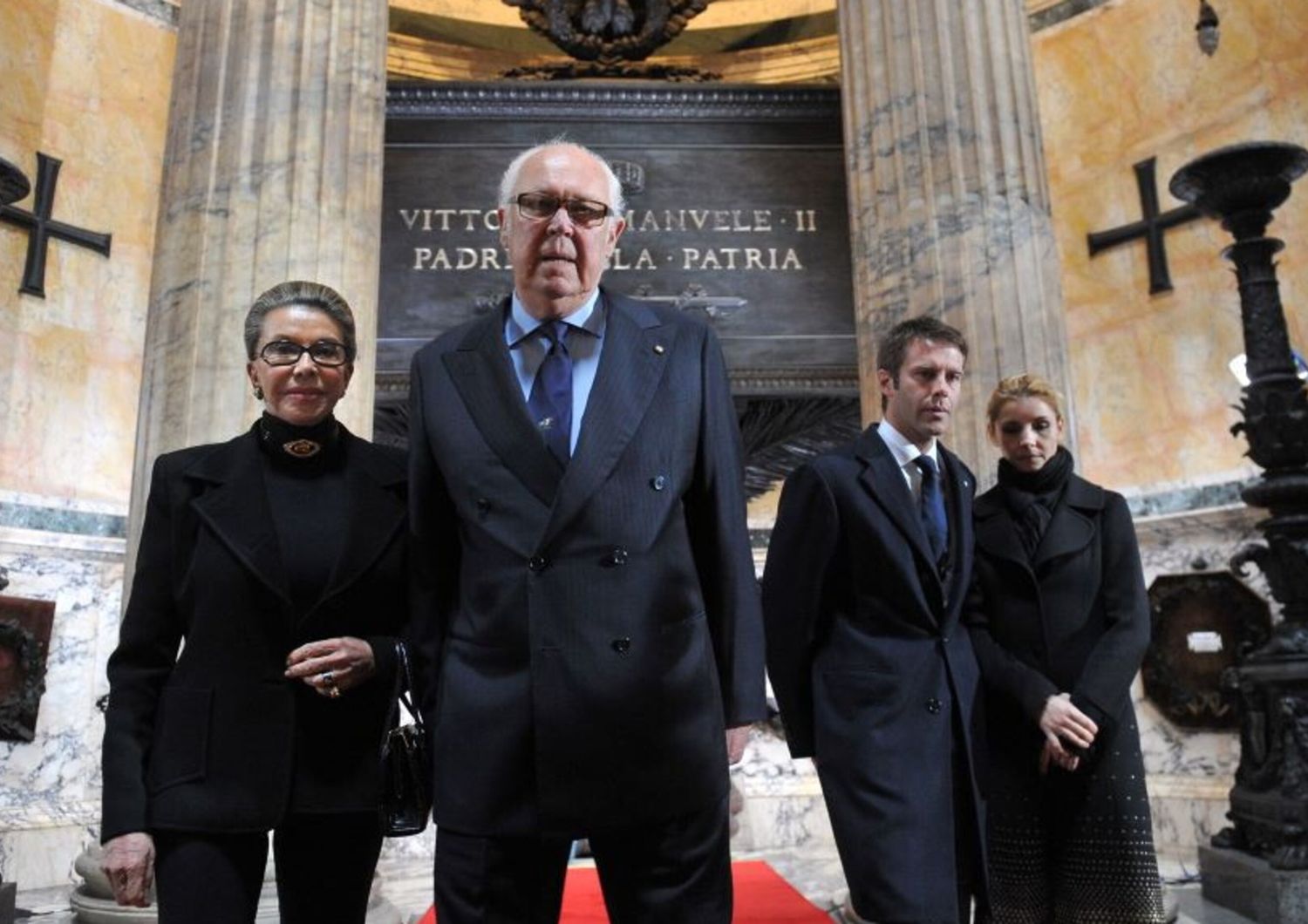 17/03/2011 Roma, celebrazioni per i 150 anni dell'Unità D'Italia, cerimonia al Pantheon, nella foto Vittorio Emanuele di Savoia, Marina Doria, Emanuele Filiberto di Savoia, Clotilde Courau