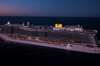 La nave Costa Smeralda