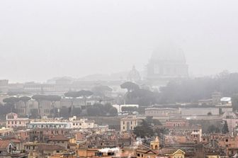 La nebbia avvolge la capitale, febbraio 2020