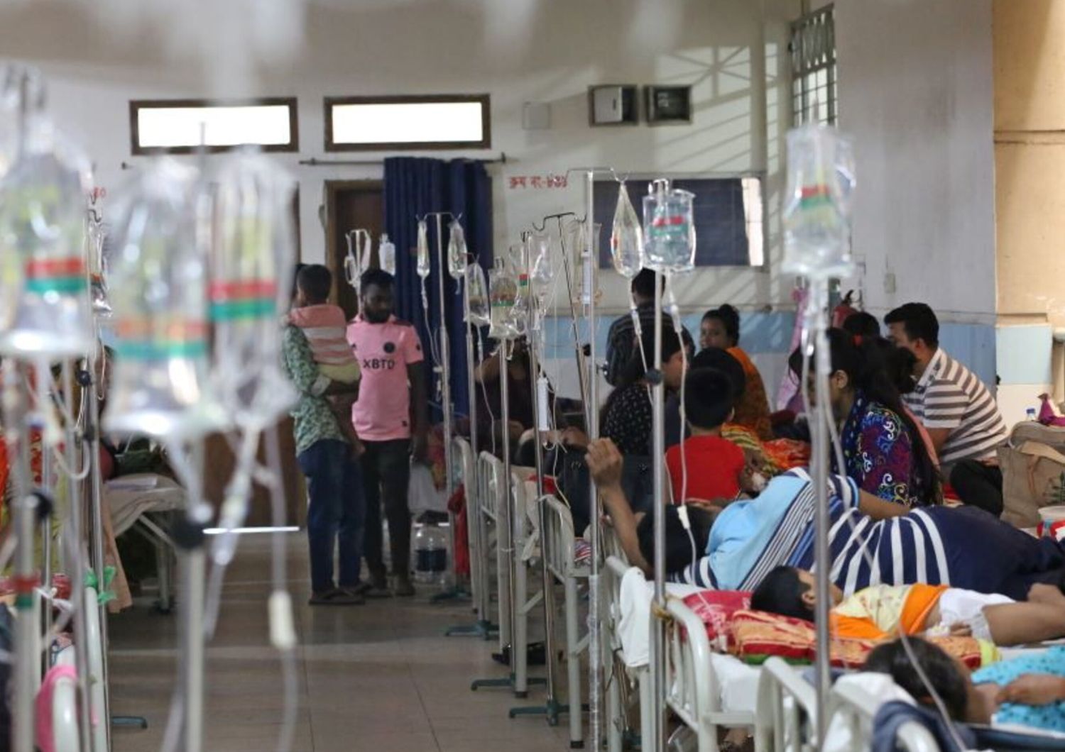 20/07/2023 Persone affette da febbre dengue ricoverate in un ospedale di Dacca (Bangladesh)