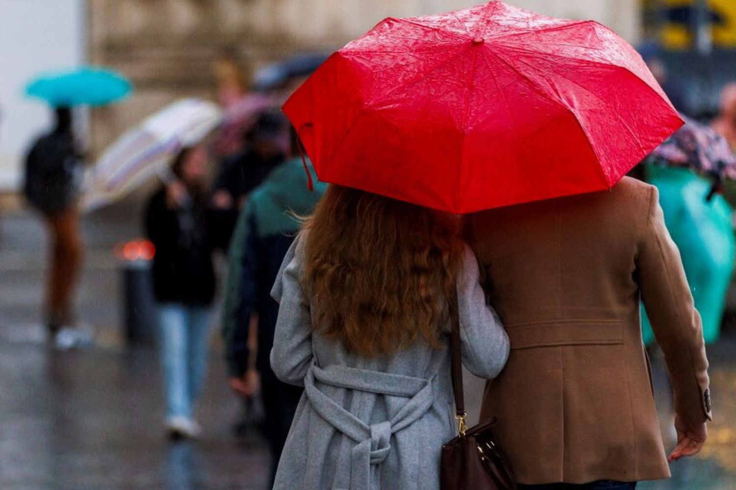 Meteo in peggioramento, in arrivo piogge e temporali