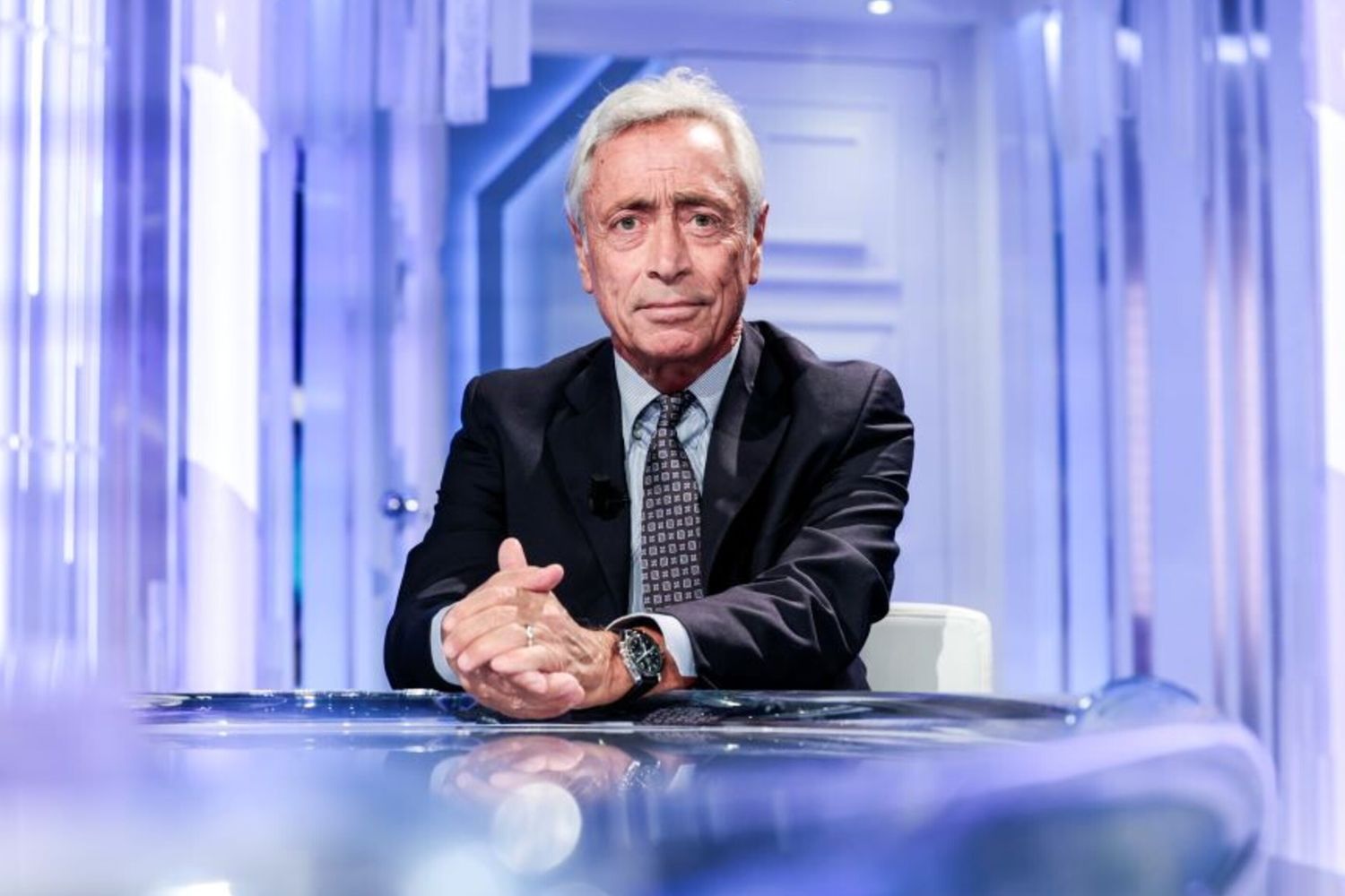 L'immunologo Francesco Le Foche in una puntata di Porta a Porta