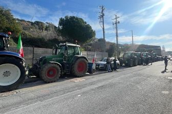 Alcuni trattori alle porte di Sanremo