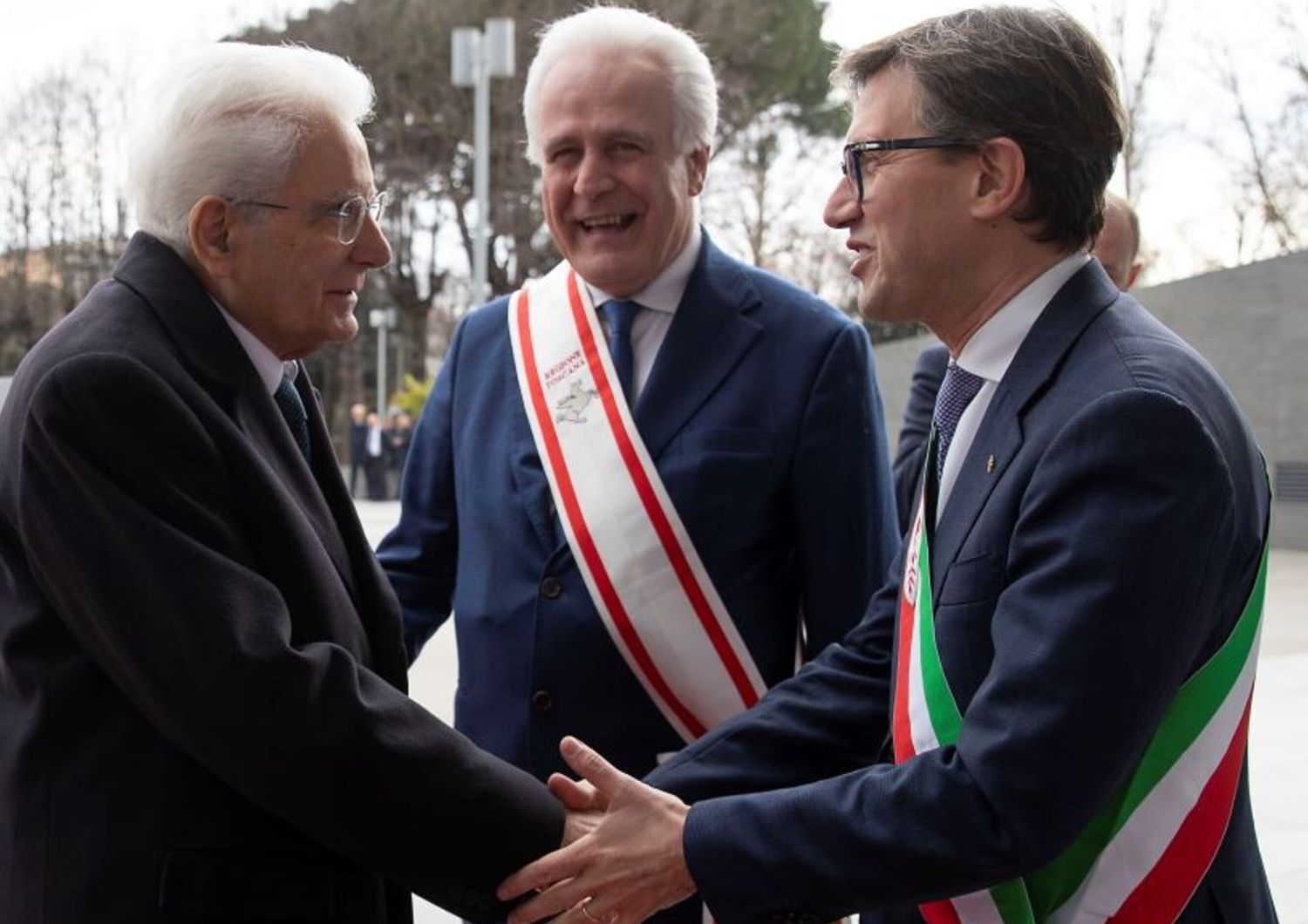 Il presidente della Repubblica, Sergio Mattarella accorto a Firenze dal presidente della Regione Toscana Giani e dal sindaco di Firenze Nardella