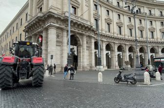 La protesta dei trattori nel cuore di Roma