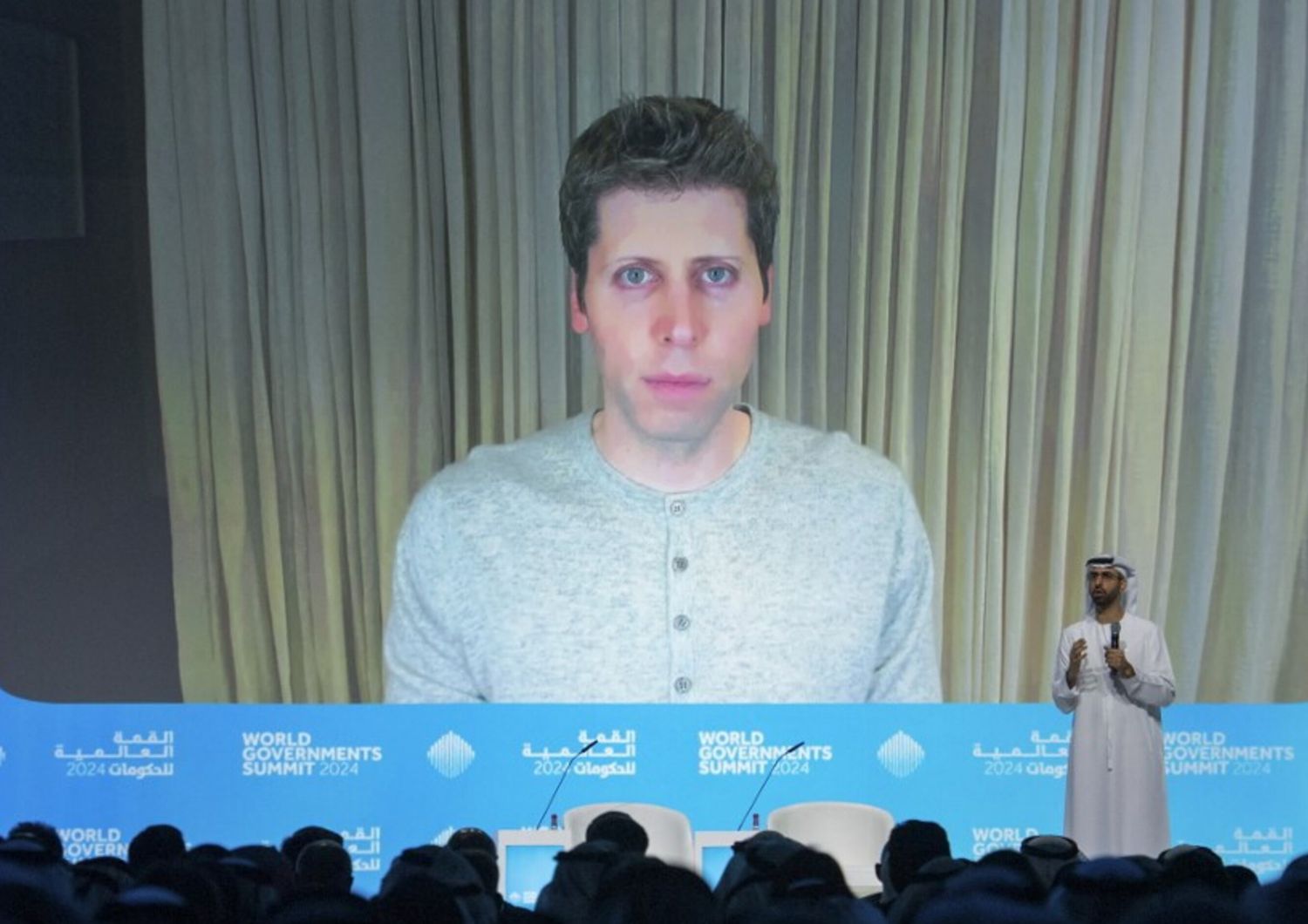 Sam Altman in collegamento a Dubai