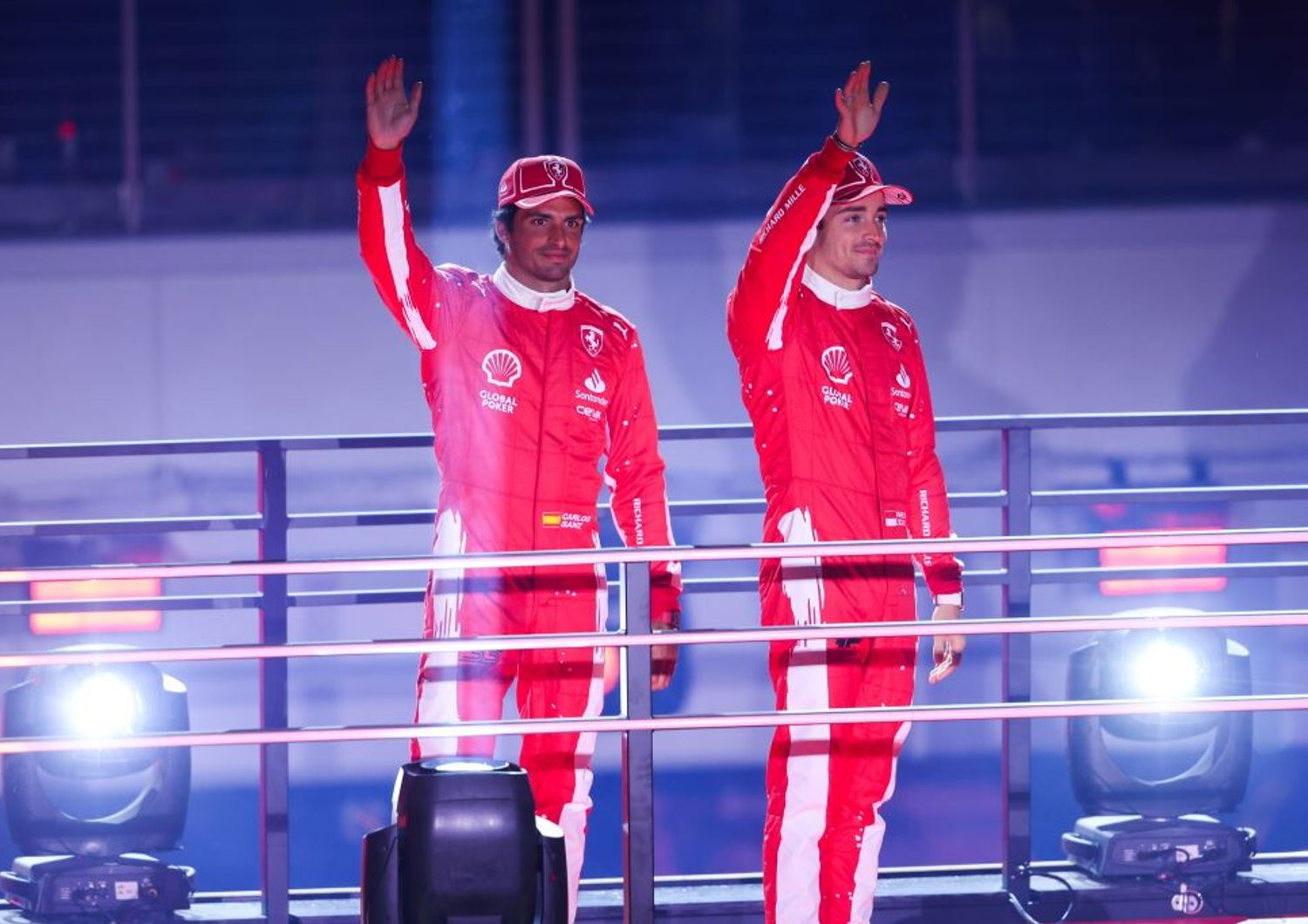 15/11/2023 Las Vegas, interviste e prove prima del Gran Premio di F1. Nella foto Carlos Sainz e Charles Leclerc, scuderia Ferrari