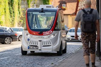 Un bus a guida autonoma