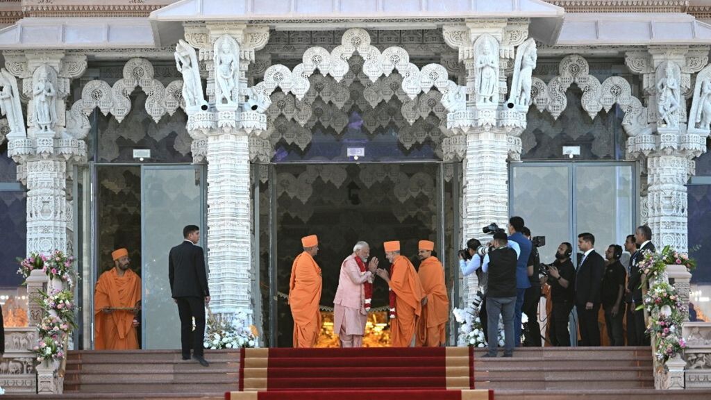 Narendra Modi al nuovo tempio Abu Dhabi