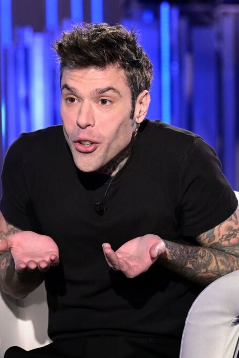 fedez nullatenente cosa e successo codacons