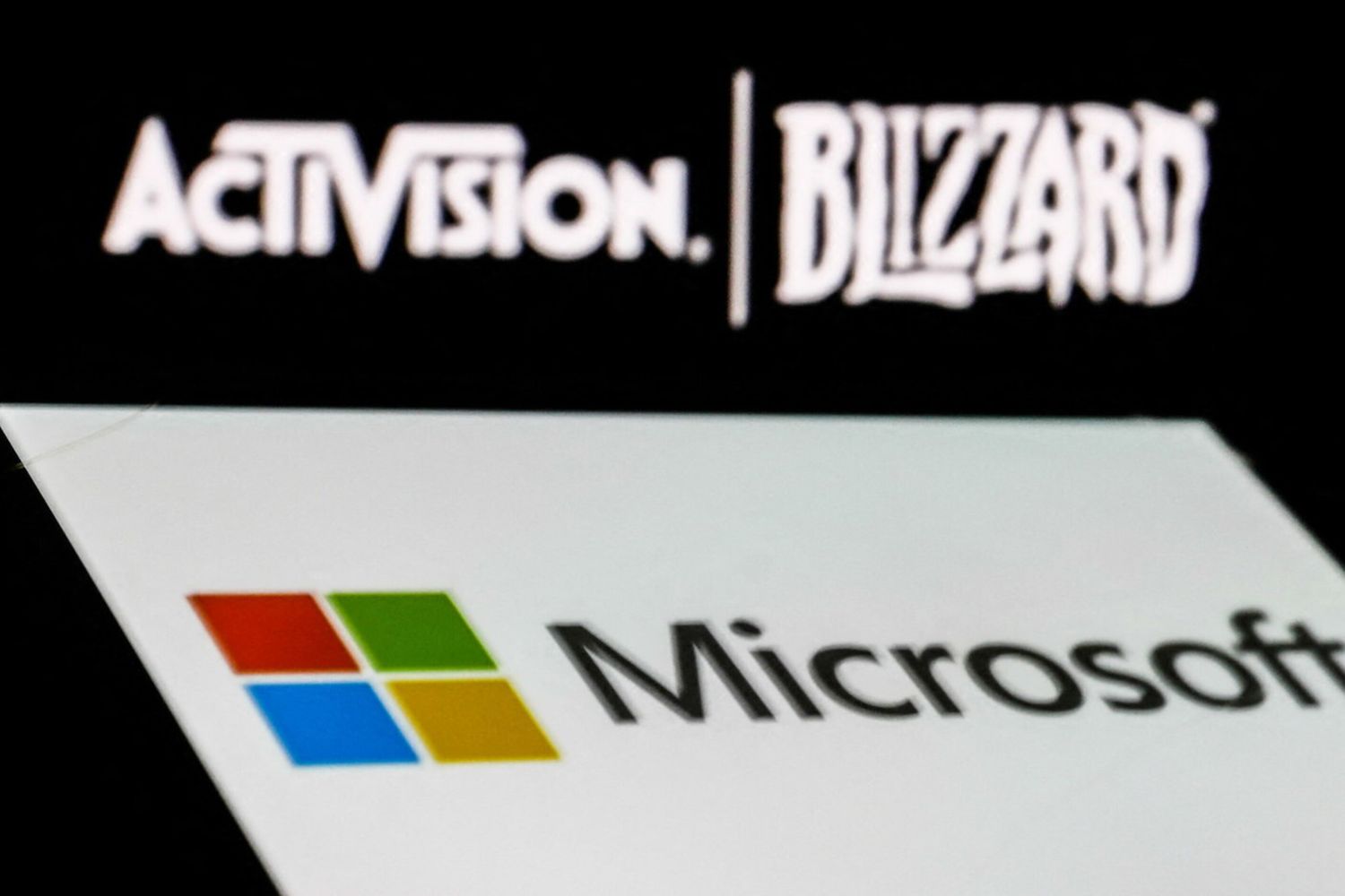 Loghi Microsoft e Activision&nbsp;