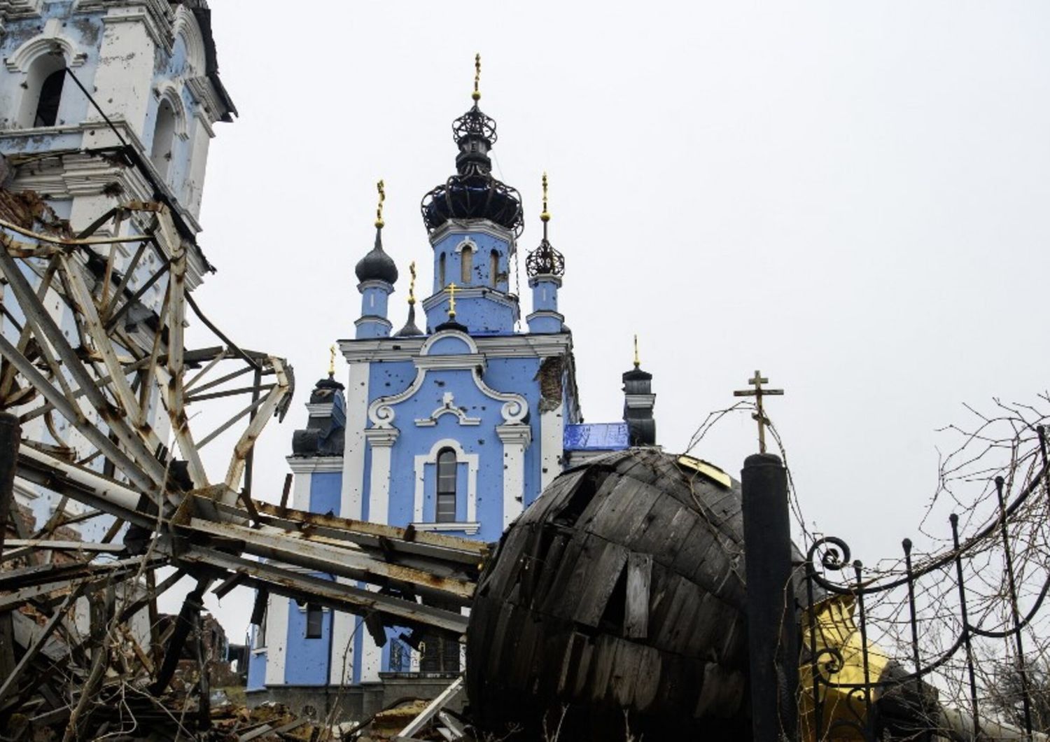 I danni nel villaggio di Bohorodychne, nella Donetsk (Ucraina)