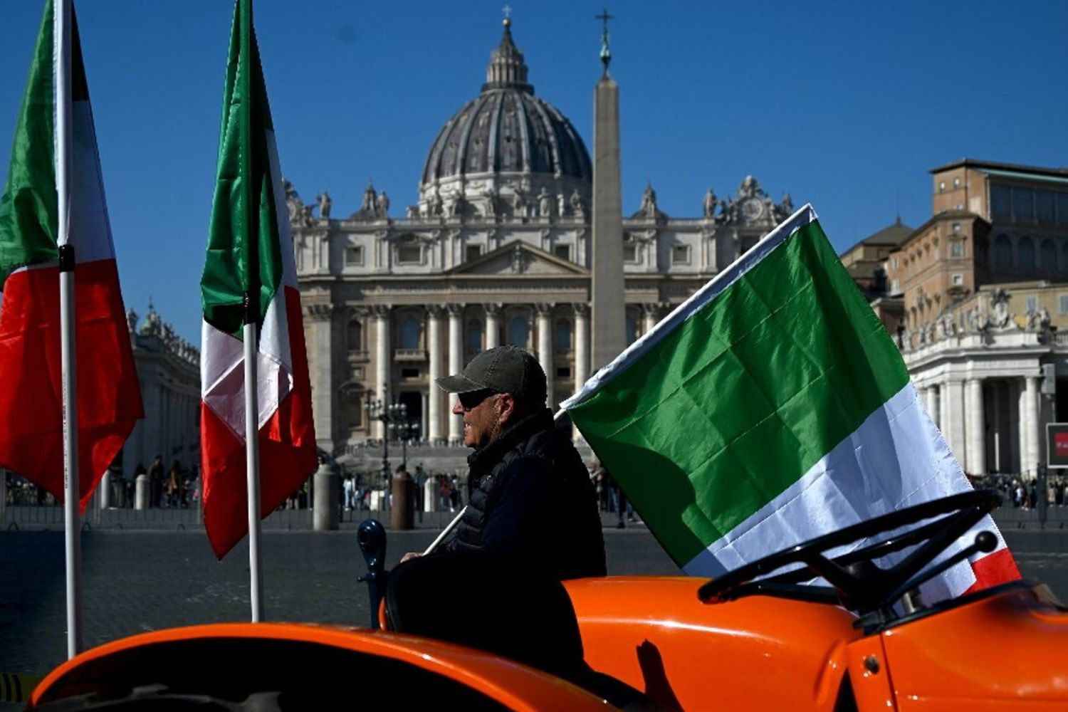 Agricoltori a Piazza San Pietro