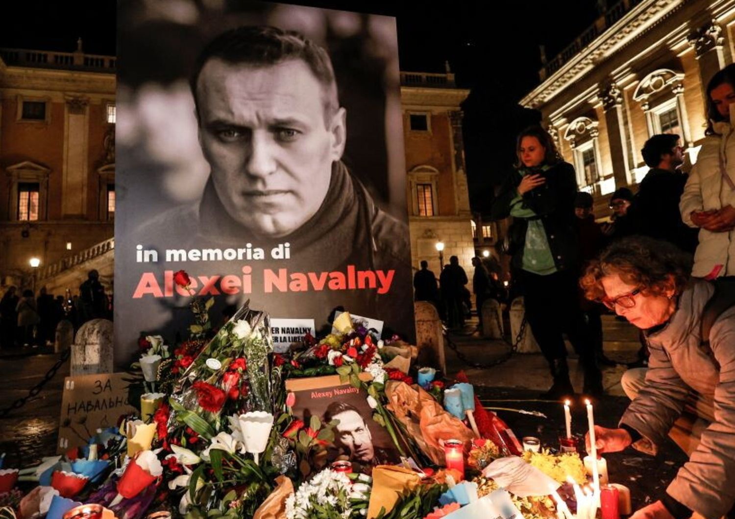 La fiaccolata di ieri in Campidoglio per Navalny