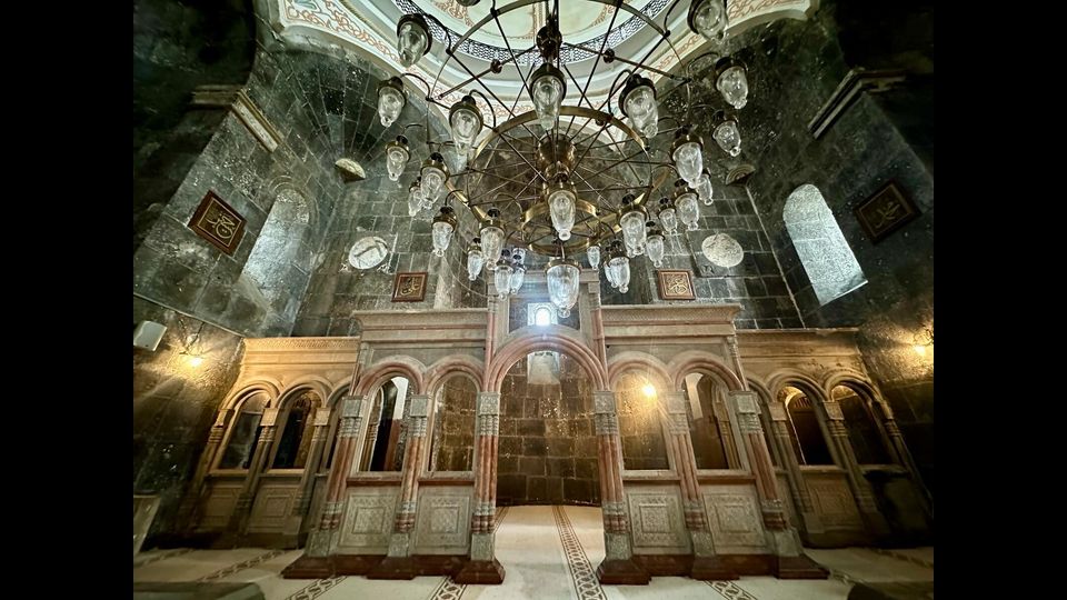 La chiesa Georgians dei 12 apostoli di Kars, poi divenuta moschea nel 1100