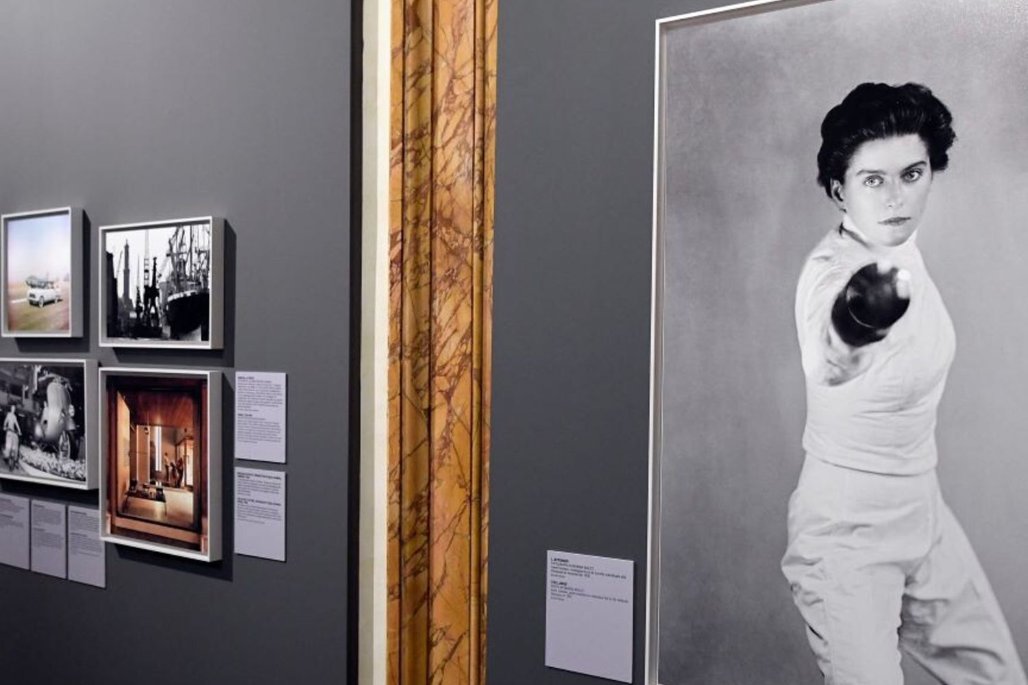 Irene Camber nella mostra fotografica 'Il sorpasso, quando l'Italia si mise a correre'