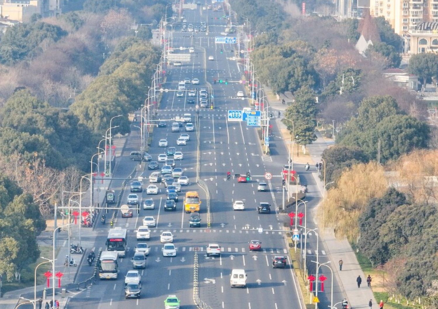 incidente stradale maxi tamponamento auto in cina&nbsp;