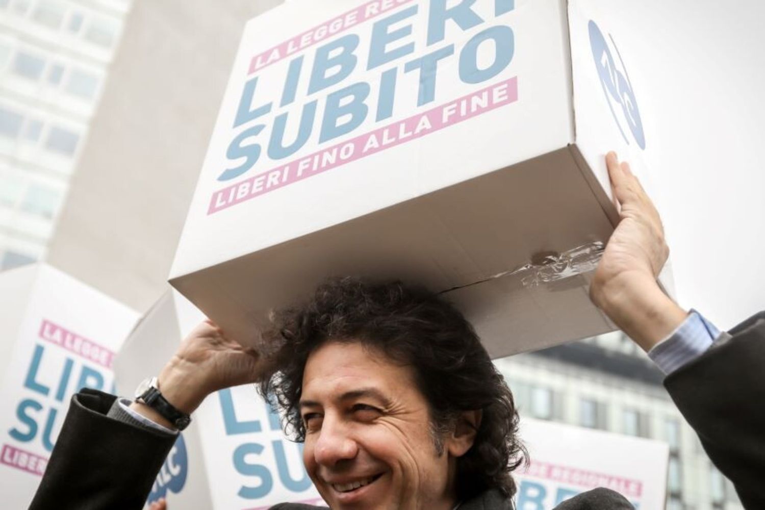 8/01/2024 Milano. Regione Lombardia. L'associazione Coscioni Fine Vita deposita in Regione le firme per la proposta di legge Liberi Subito