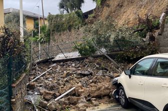 L'immagine della frana pubblicata sul canale telegram del Comune di Pieve Ligure