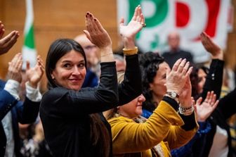Camilla Soru a un evento della campagna elettorale