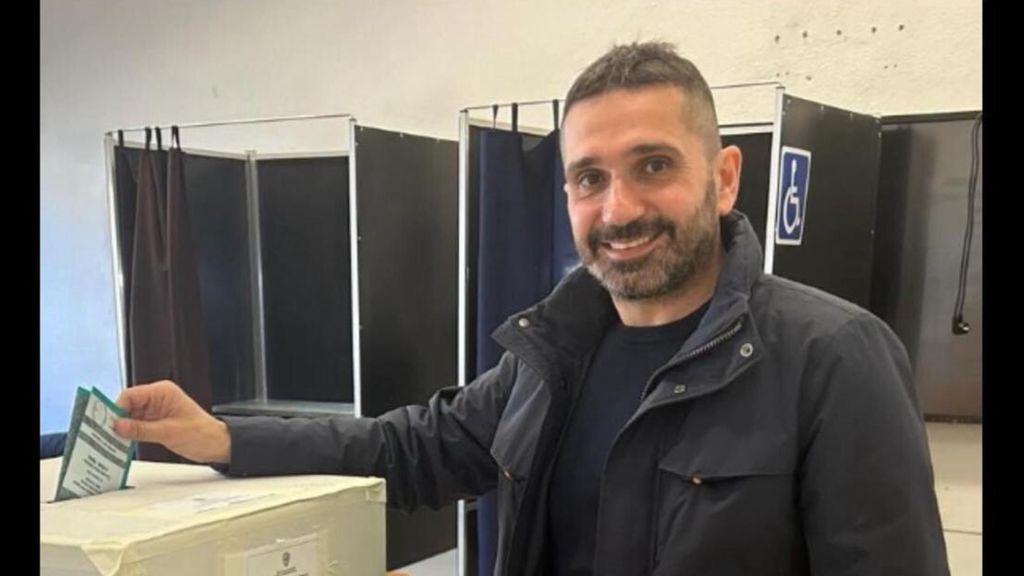 Giuseppe Meloni vota alle regionali in sardegna