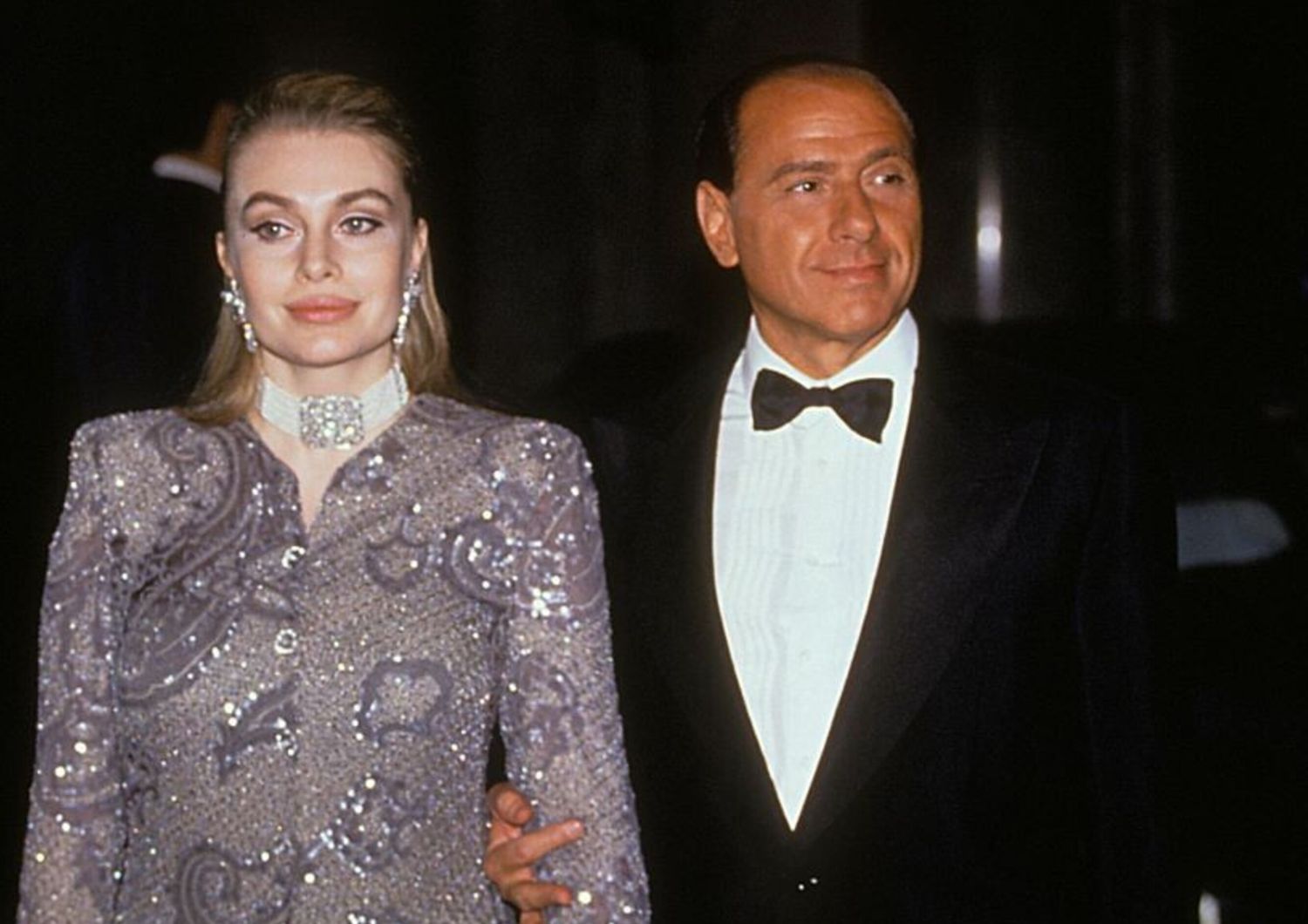 Veronica Lario e Sivio Berlusconi alla Reggia di Caserta in occasione del G8 a Napoli, 1994