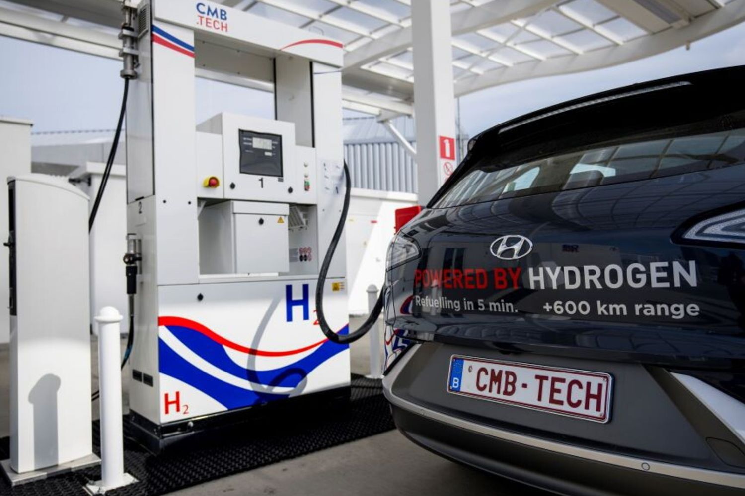 stazione rifornimento idrogeno