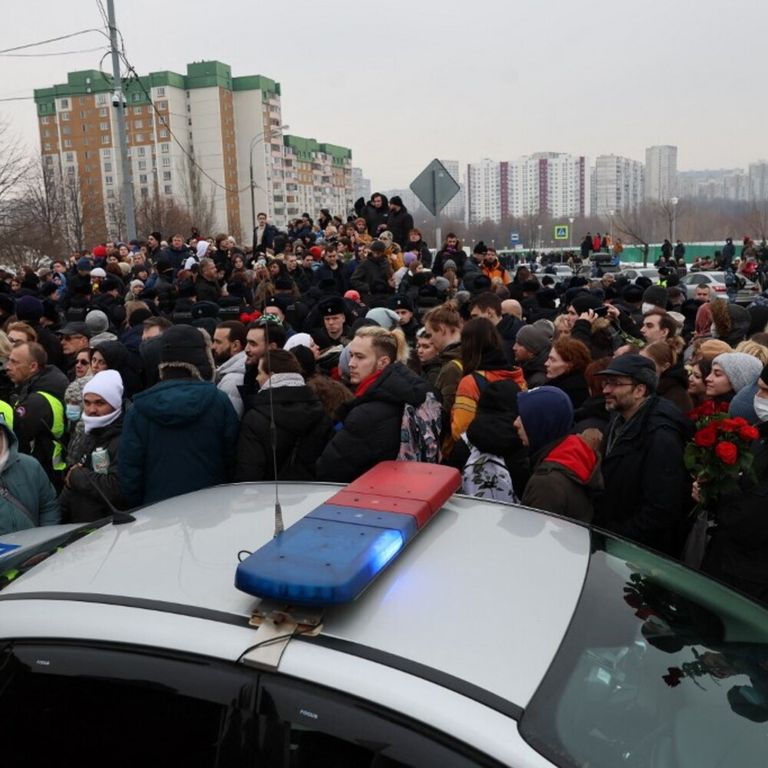 arresti funerali navalny