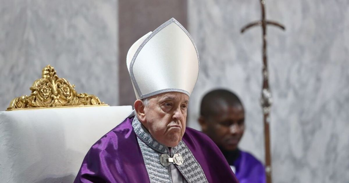 Papa ancora con la bronchite ai magistrati dice "abbiate coraggio di affrontare scandali"