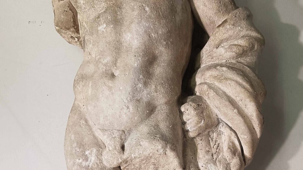 torso in marmo raffigurante Eracle, epoca imperiale